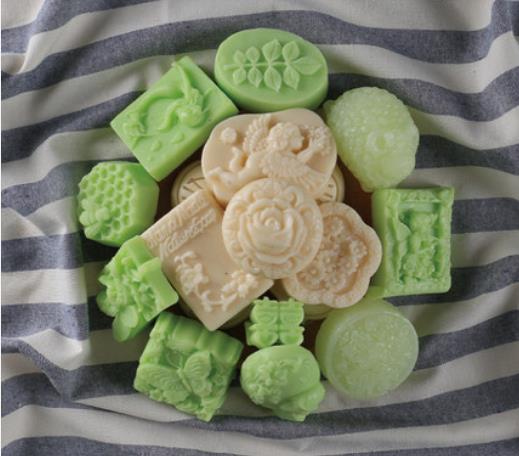 Molde de jabón hecho a mano de - Soap Making Starter Kit reseña y precio